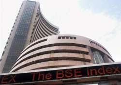 sensex ends 24 pts up ril gail ongc day s best stocks