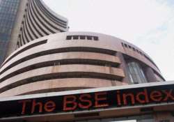 sensex gains 37 pts to 11 week high