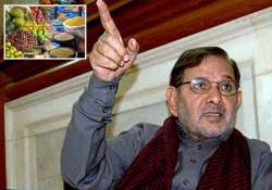 sharad yadav for ban on futures trading of agri products