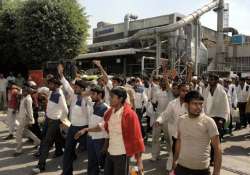 strike at maruti s manesar plant enters 13th day