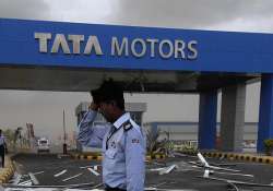 tata motors net profit up 70.7 percent