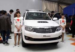 toyota launches fortuner automatic at rs. 22.33 lakh