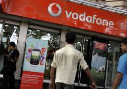 vodafone india launches pre paid and post paid international roaming packs