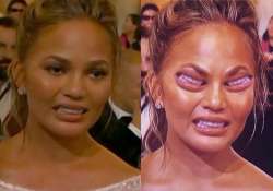 chrissy teigen s bad cry becomes most viral golden globes memes