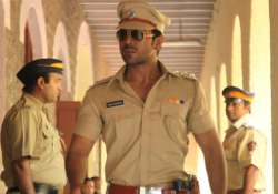 zanjeer titled toofan in telugu