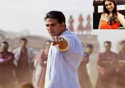 aditi finds akshay incredible actor