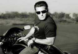 after aamir it s salman khan in dhoom 4