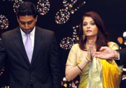 aishwarya asks france to put off award function