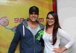 akshay kumar hoped sonakshi sinha to win a national award for lootera