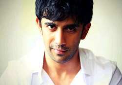 kai po che actor amit sadh undergoes foot surgery