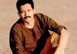 atul kulkarni debuts on hindi tv channel