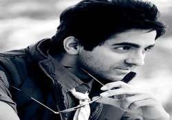 ayushmann develops six pack abs for yrf movie