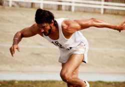 bhaag milkha... races ahead of new releases