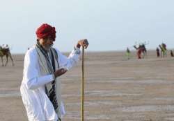 big b to film last leg of gujarat tourism campaign