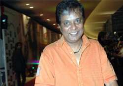 bollywood actor sadashiv amrapurkar assaulted on holi by drunk men