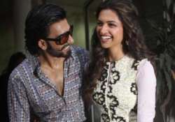 deepika padukone follows ranveer singh to barcelona to spend fortnight on cruise view pics