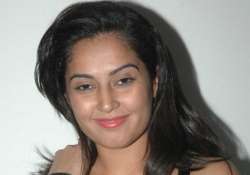 disha pandey drops surname