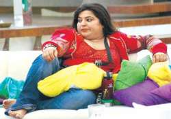 dolly bindra files complaint about threatening phone calls