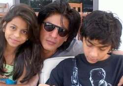 find boyfriend like me srk tells daughter view pics