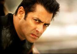 fir against salman khan for threatening fishermen