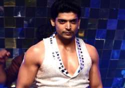 after winning jhalak... gurmeet eyes bollywood