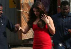 heroine shelved due to aishwarya s pregnancy