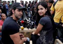 hrithik katrina s bang bang to hit the floors from may 1st