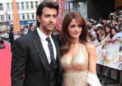 hrithik suzanne divorce roshans to throw hrithik out view pics