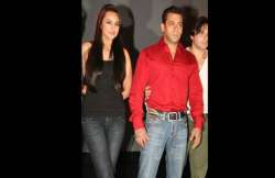 sonakshi to work in 3 films in a row with salman