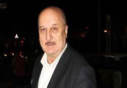 anupam kher holidays after 30 years off to my kashmir