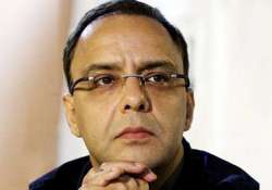 vidhu vinod chopra won t direct an overdramatic movie