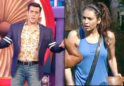 bigg boss 8 salman khan does bang bang and karishma chants disqualification in the show