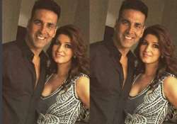 akshay kumar celebrates 48th birthday with wife twinkle khanna view pics