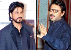 shocking sanjay leela bhansali praises shah rukh after dilwale bajirao mastani clash