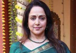 hema malini honoured with lifetime achievement award for art and cinema