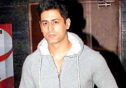 mohit raina aka mahadev of indian tv files complaint against impersonator