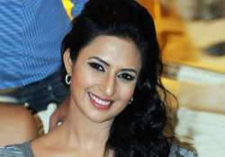 divyanka misses ruhi on ye hai mohabbatein set