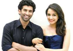 ok jaanu first look aashiqui 2 couple aditya shraddha take romance a notch higher