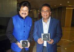 pankaj udhas s new album launched online