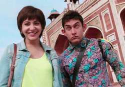 aamir s pk to be the first bollywood film to cross rs. 300 crore at box office see pics