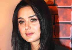 maggi noodles land preity zinta in soup