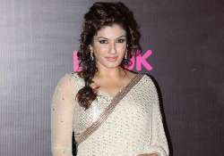 raveena tandon wants cartoon film to be made on andaaz apna apna