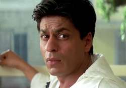 who made shah rukh khan cry on his 50th birthday