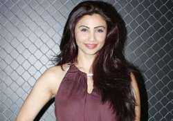 daisy shah has no apprehensions on turning sensuous and evil for hate story 3