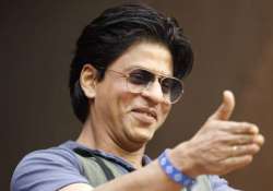 in fan i play the one who makes a star srk