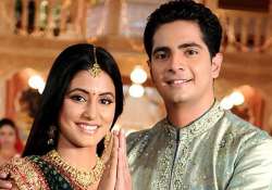 yeh rishta kya kehlata hai akshara lies to husband naitik