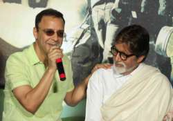 can t make big b dance in public for film promotion vidhu vinod chopra