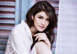 after alia bhatt kriti sanon being considered for half girlfriend