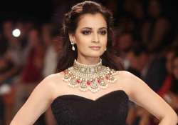 dia mirza to try her hands on film direction