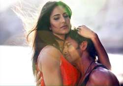 bang bang collection rs 323 cr worldwide in 17 days beats salman s ek tha tiger